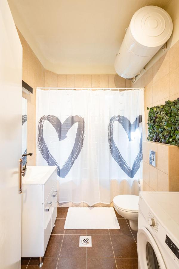 Sunny New Luxurious Home At The Jewish District Budapesta Exterior foto